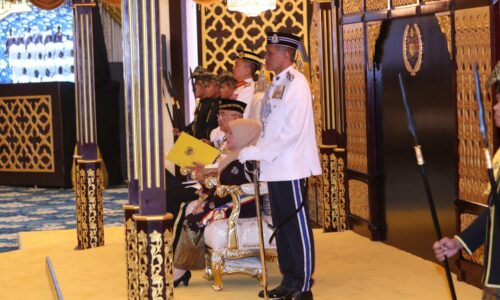 JADIKAN MELAKA NEGERI CONTOH KEHARMONIAN DAN PERPADUAN