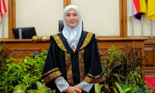 PERSIDANGAN DEWAN BELIA MELAKA CAPAI STANDARD PROFESIONAL – SPEAKER