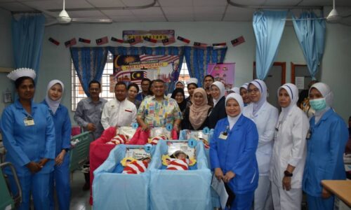 MELAKA RAIKAN BAYI MERDEKA