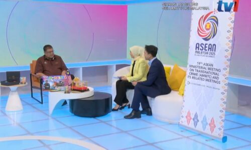 MENTERI ASEAN ‘BERKAMPUNG’ DI MELAKA BINCANG JENAYAH RENTAS SEMPADAN