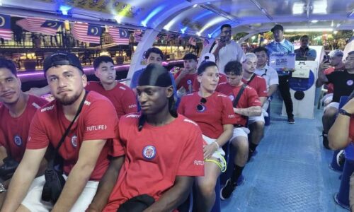 DELEGASI ‘INFLUENCERS JDT FC’ RASAI KEUNIKAN MELAKA RIVER CRUISE