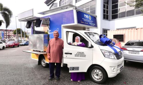 USAHAWAN MAIM TERIMA ‘FOOD TRUCK’ BERAZAM KELUAR DARIPADA STATUS ASNAF
