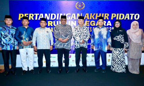 PESERTA PIDATO RUKUN NEGARA PIALA TYT MELAKA MELONJAK TIGA KALI GANDA