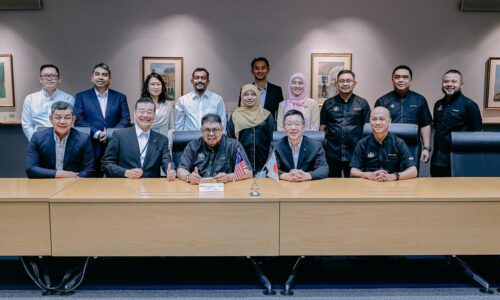 SYARIKAT TEKNOLOGI PERUBATAN JEPUN BERMINAT LUASKAN KEPAKARAN DI MELAKA