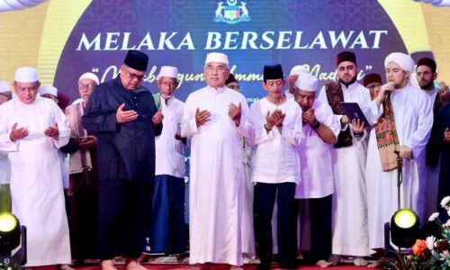 LEBIH 30 PROGRAM SEMARAKKAN SAMBUTAN MAULIDUR RASUL