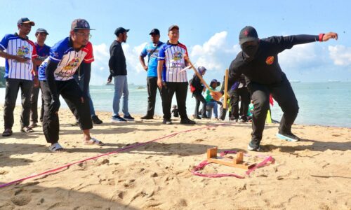 PESTA PANTAI TANJUNG BIDARA: MENGGILAP WARISAN YANG PUDAR