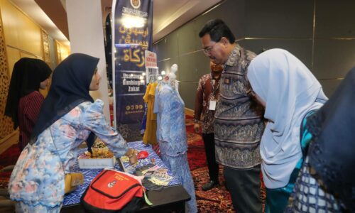 IBU BAPA NADI UTAMA BENTUK GENERASI BERILMU