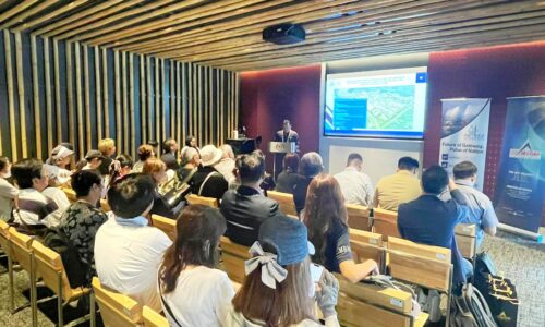 MCORP PROMOSI MELAKA SEBAGAI DESTINASI PELABURAN TERBAIK DI OSAKA