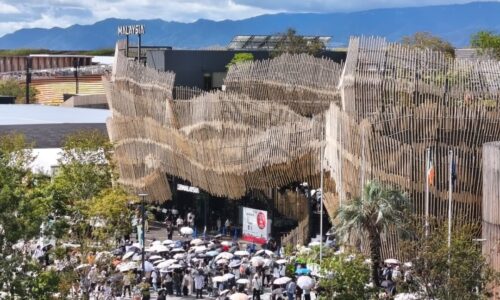 LEBIH 100,000 ‘SERBU’ MINGGU MELAKA DI OSAKA