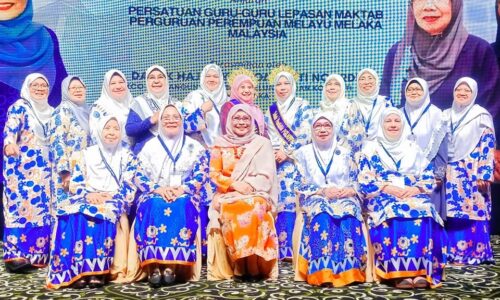 PERJUANGAN WANITA DALAM PENDIDIKAN, PEMBANGUNAN KOMUNITI TERUS MENYALA