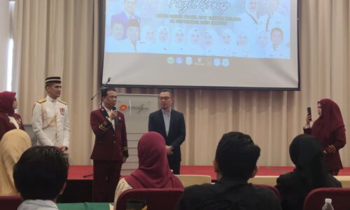 FAZIL GROUP MAHU MAIN PERANAN BANTU RANCAKKAN EKONOMI MELAKA