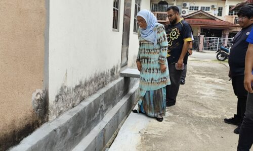 USAHA MBMB NAIK TARAF LONGKANG SELESAIKAN MASALAH BAU BUSUK