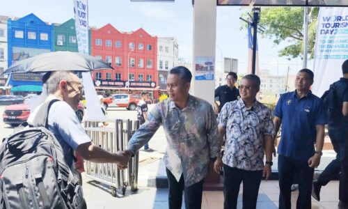 DELEGASI, MEDIA ANTARABANGSA MELAWAT PRODUK IKONIK MELAKA
