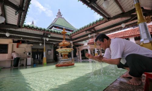 INTEGRATING ISLAMIC ARTS INTO MELAKA’S CULTURAL TOURISM: REVISITING THE MOSQUE TRAILS IN MELAKA