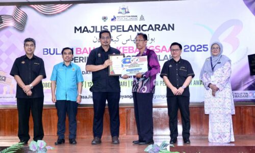 KARYA SEJARAH ‘BARA SENGKETA’ BAWA TUAH KEPADA MOHD KASIM