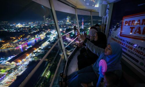 NIKMATI PELANCONGAN MALAM DENGAN HARGA RM10 MALAM INI