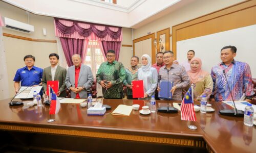 MELAKA HAB BAHARU LATIHAN, PENYELENGGARAAN PENERBANGAN SERANTAU