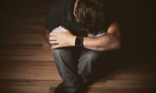 STRES ATAU MASALAH KESIHATAN MENTAL: RAMAI TAK SANGKA DIRI SENDIRI SUDAH TERJEJAS