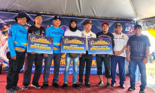 WRUR: MEMANCING SAMBIL BERAMAL DEMI PAHLAWAN NEGARA