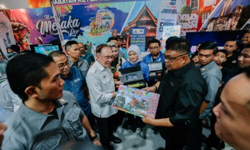 WRUR SELESAI 1,293 ADUAN, BUKTI MELAKA CAKNA DENYUT NADI RAKYAT