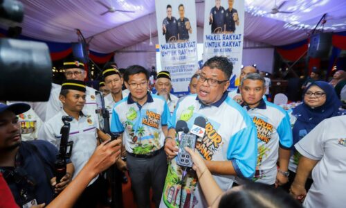 WRUR : TIGA SEKOLAH DUN KLEBANG TERIMA SUNTIKAN PEMBANGUNAN