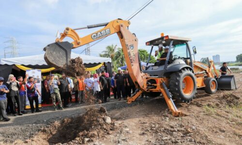 JAMBATAN STULANG DAENG KEMBALIKAN NADI KEHIDUPAN PENDUDUK KAMPUNG