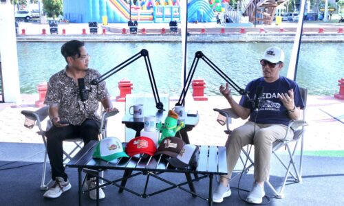 ROSLAN MADUN BAKAL CIPTA LAGU TENTANG MELAKA