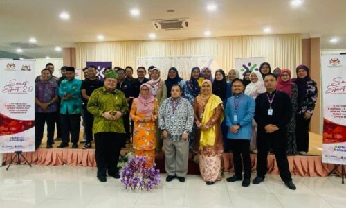 DEDAH ILMU RUMAH TANGGA KEPADA GOLONGAN MUDA