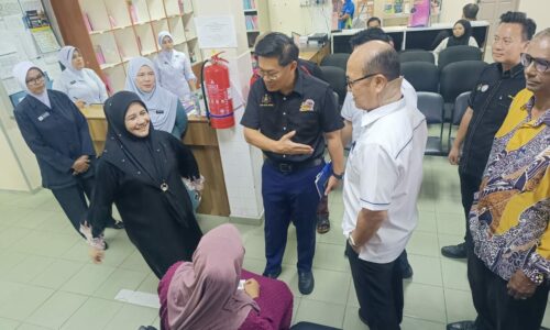 WRUR: WUJUDKAN PARKIR SEMENTARA DI KLINIK KESIHATAN KLEBANG BESAR