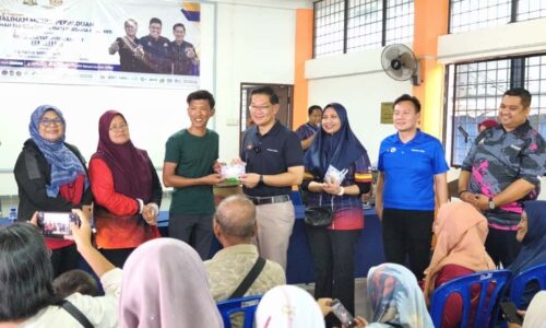 WRUR: PERPADUAN NOMBOR SATU DI KLEBANG