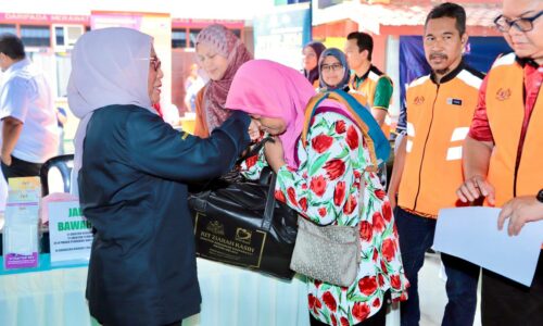 WRUR: TAHAN SEBAK DENGAR KELUHAN RAKYAT