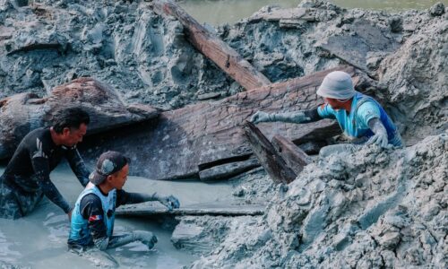 PERSIDANGAN HIMPUN PAKAR DALAM DAN LUAR NEGARA PERKUKUH BUKTI PENEMUAN KAPAL PURBA