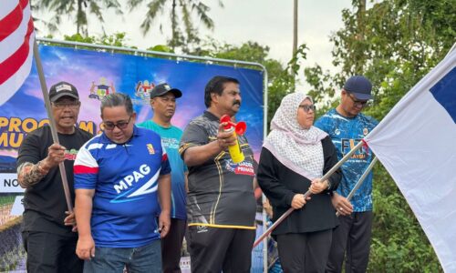 MELAKA MOHON RM1 JUTA BAIK PULIH TREK BALAPAN STADIUM HANG JEBAT