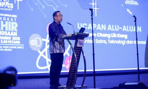 MELAKA NEGERI CONTOH TUAN RUMAH ACARA BERPRESTIJ