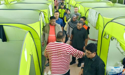 MANGSA BANJIR MELAKA MENINGKAT KEPADA 232 ORANG, LAPAN PPS DIBUKA