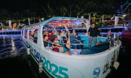 ‘CRUISE MADANI’ RANCAKKAN MELAKA BILA LARUT MALAM EDISI NOVEMBER