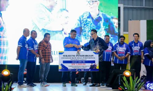 WRUR: LEBIH 70 PROJEK INFRASTRUKTUR DILAKSANAKAN DI DURIAN TUNGGAL