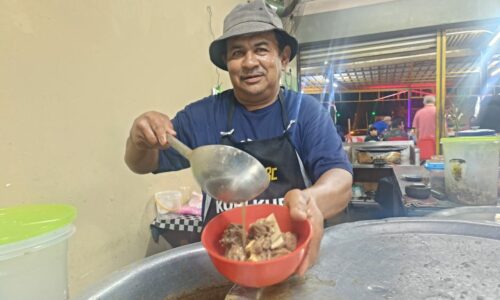 WRUR: SUP PAK KARIM KAMPUNG PANCHOR ADA ‘UMPHH’