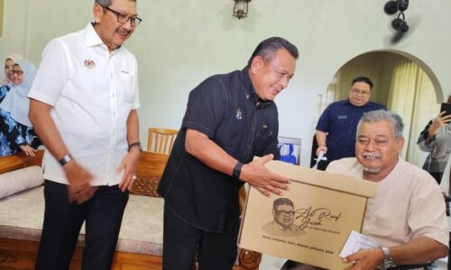 PESARA TERHARU DISANTUNI ‘ORANG BESAR’