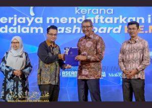 Whatsapp image 2025 11 06 at 21.42.04