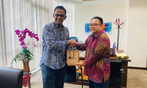 KOLEJ KOMUNITI JASIN PERLUAS PROMOSI TVET-TAHFIZ