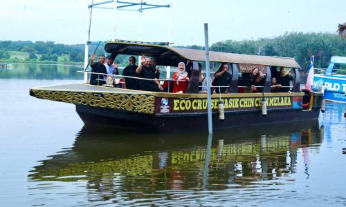 RIVER CRUISE SUNGAI RAMBAI DILANCAR TAHUN HADAPAN