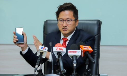 JELAJAH USAHAWAN MANA LAGI…MELAKA LER, LUASKAN PASARAN PRODUK TEMPATAN