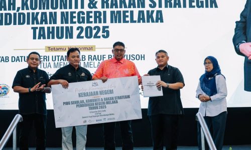 MELAKA BENTANG 10 RESOLUSI TRANSFORMASI PENDIDIKAN NEGARA