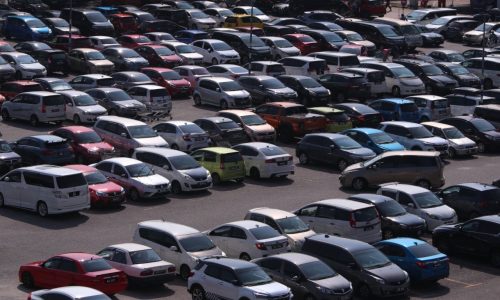 PARKIR PERCUMA DI MELAKA SEMPENA MUSIM PERAYAAN