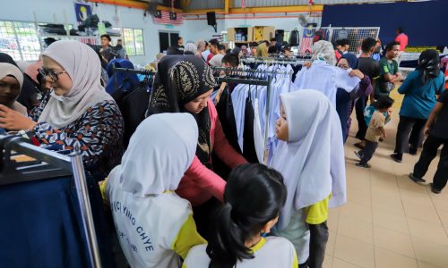 MAIM TAMBAH BAIK AGIHAN BANTUAN SEKOLAH, MUDAHKAN PENERIMA
