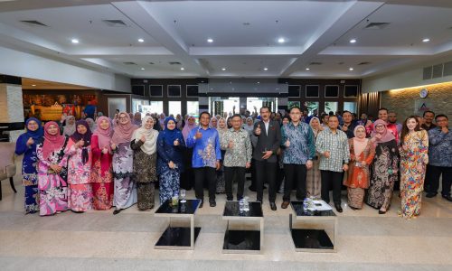 10 ANAK SYARIKAT MCORP CATAT KEUNTUNGAN