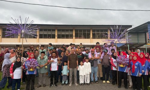 YB ALONG TAJA 159 ANAK-ANAK ASAHAN, REMBIA KHATAN PERCUMA