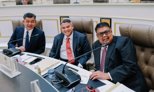 WRUR TERIMA 1,995 ADUAN RAKYAT, 1,525 SELESAI