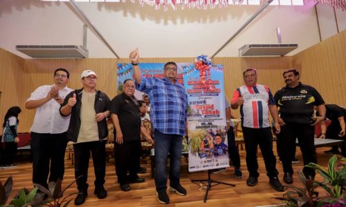 GELANGGANG SUKAN JADI MEDIUM PERKUKUH PERPADUAN